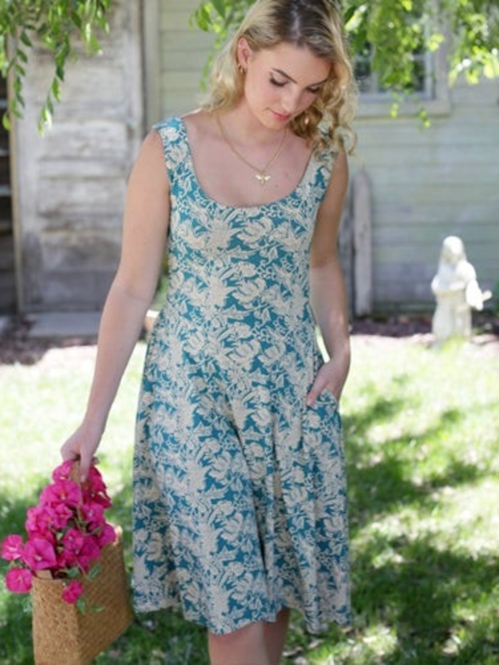 Effie's Heart The Loretta Dress -size L Teal Birds Capistrano